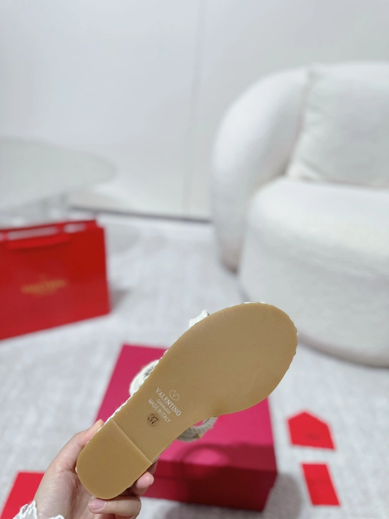 SportInspired Vxlxntino Sandals 228827