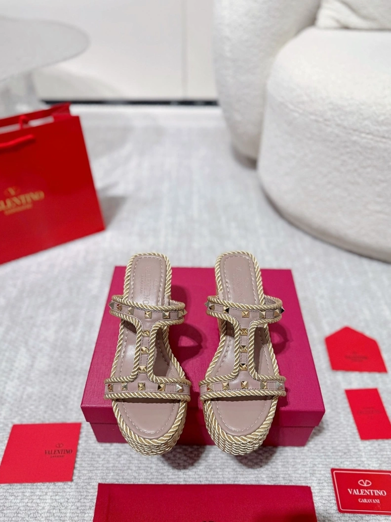 Fashionable Vxlxntino Sandals 228825