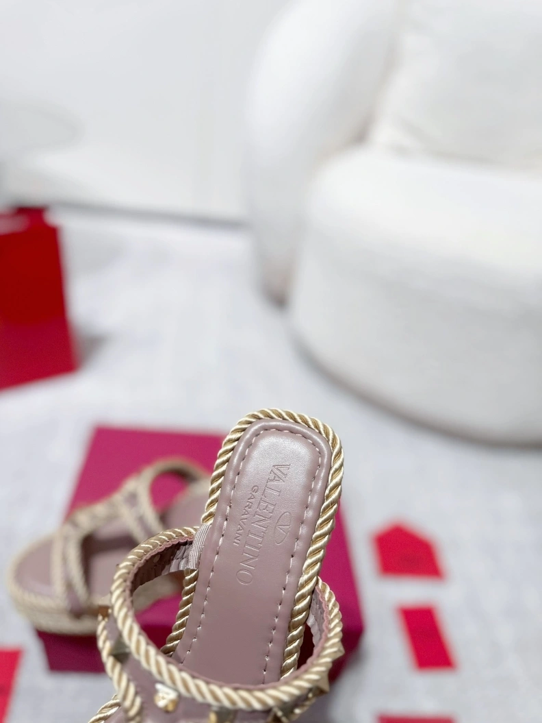 Fashionable Vxlxntino Sandals 228825
