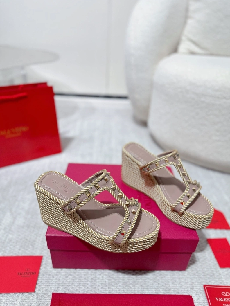 Fashionable Vxlxntino Sandals 228825