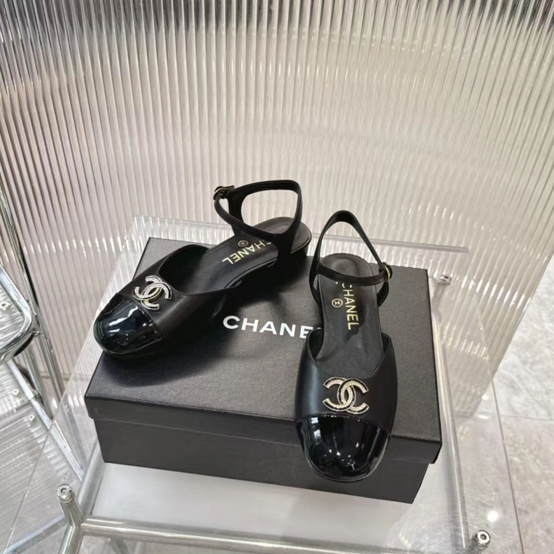 GoodFit Chxnxl Sandals 118289