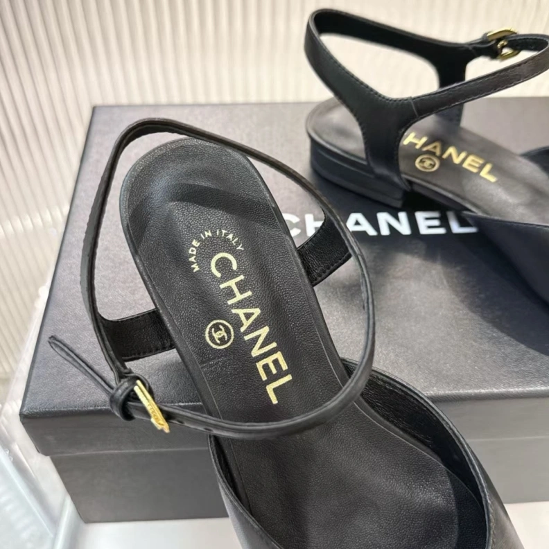 GoodFit Chxnxl Sandals 118289