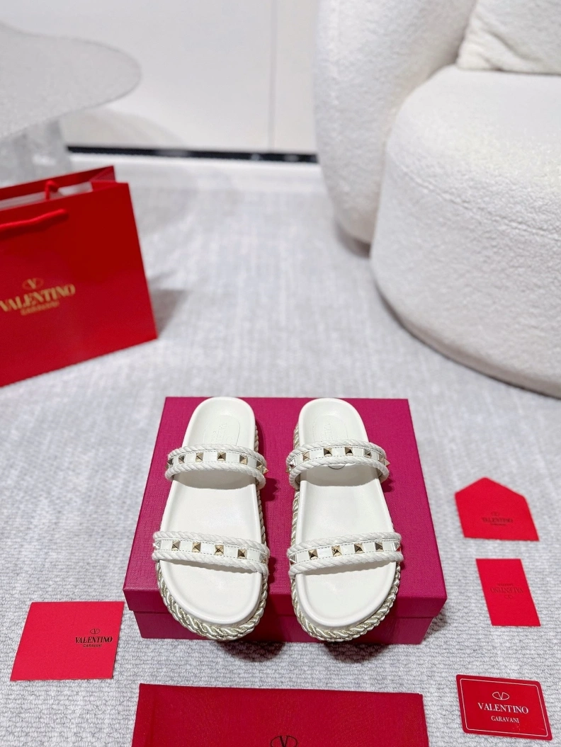 Practical Vxlxntino Sandals 228820