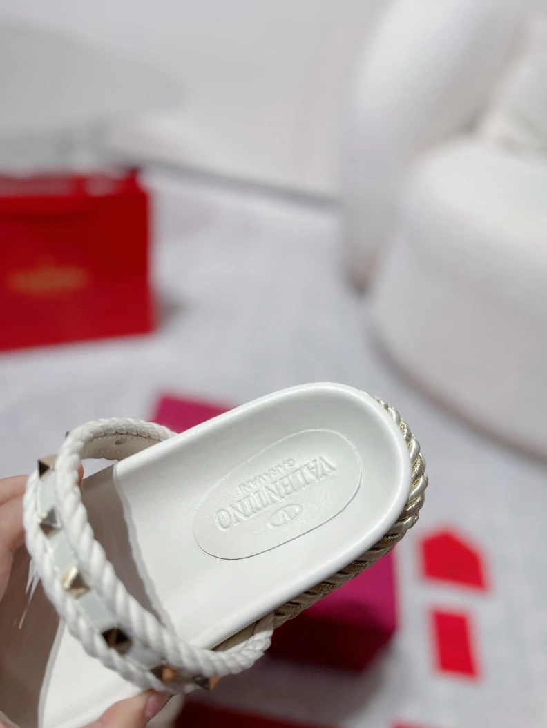 Practical Vxlxntino Sandals 228820