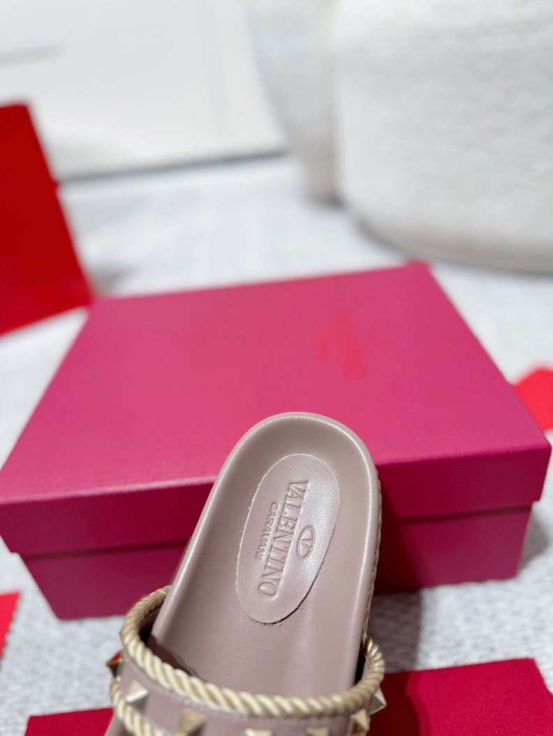 Vxlxntino Sandals WellDesigned 228805