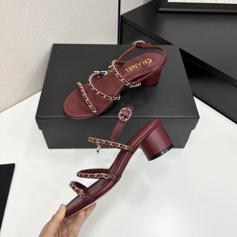 Lightweight Chxnxl Sandals 118293