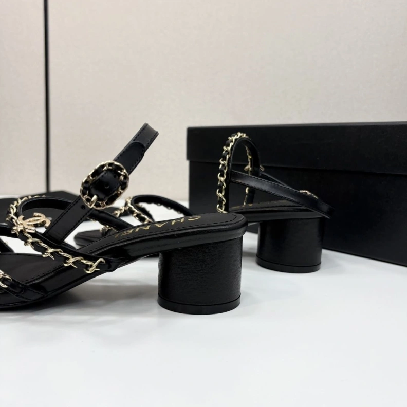 Comfortable Chxnxl Sandals 118270