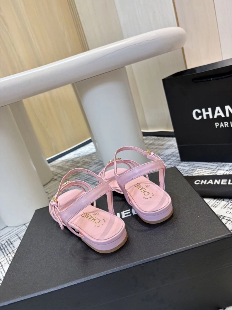 Fashionable Chxnxl Sandals 118274