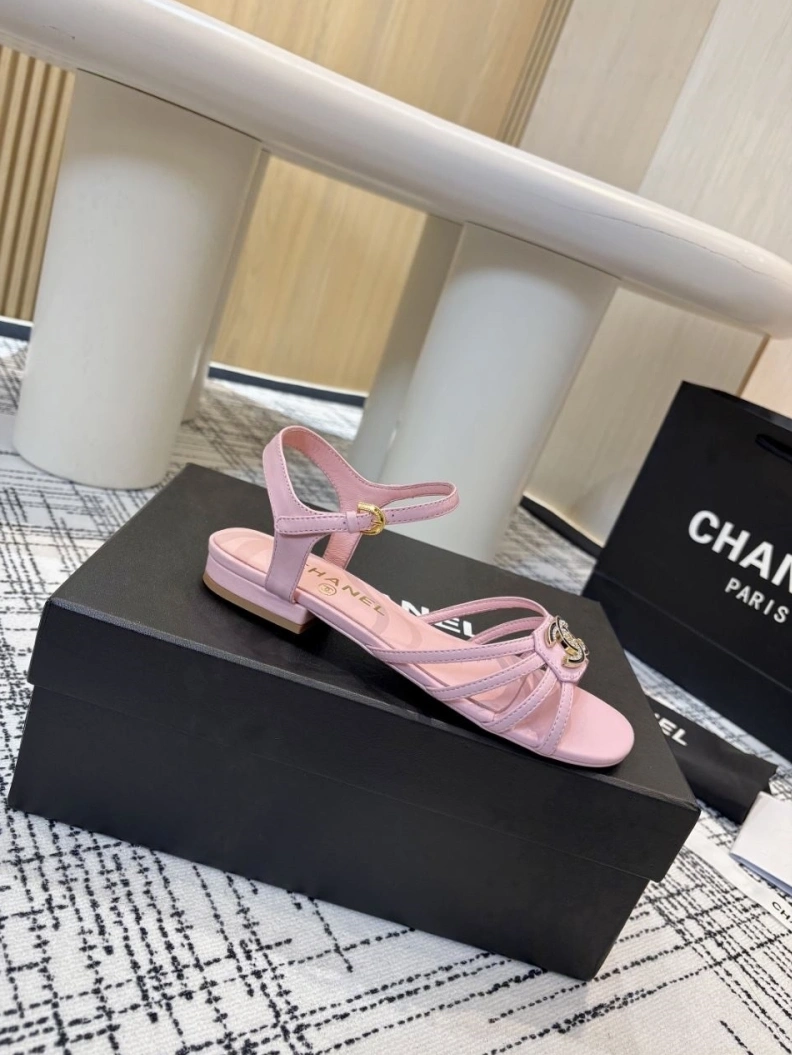 Fashionable Chxnxl Sandals 118274
