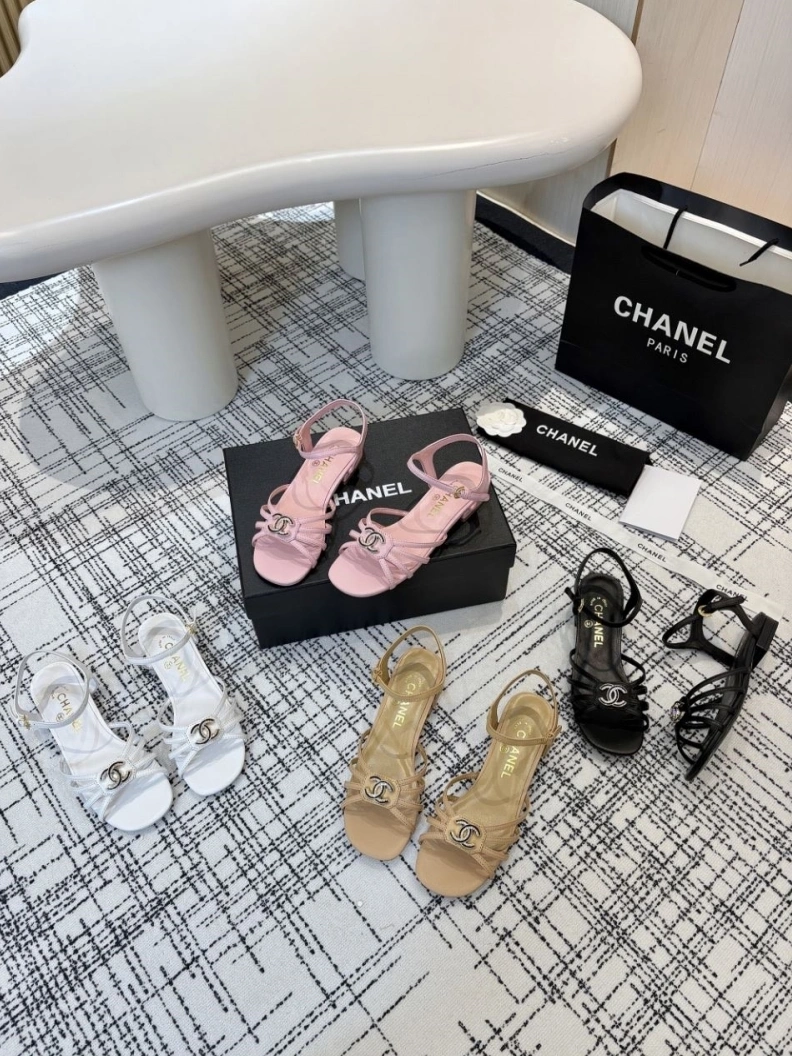 Fashionable Chxnxl Sandals 118274