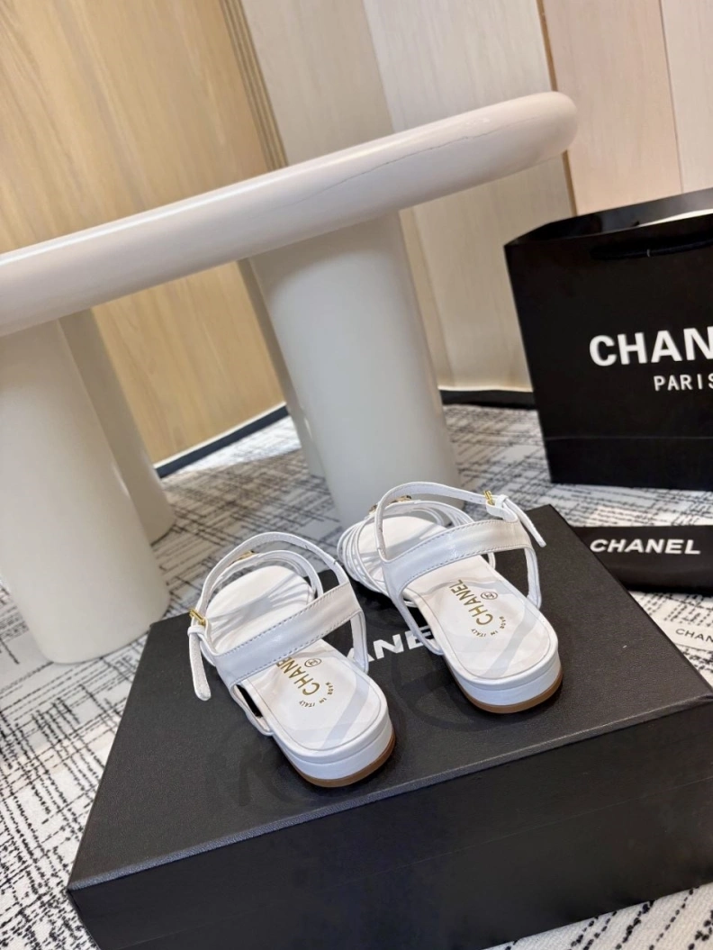 Resilient Chxnxl Sandals 118271