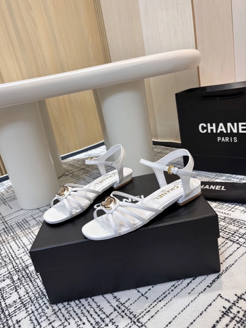 Vibrant Chxnxl Sandals 118262