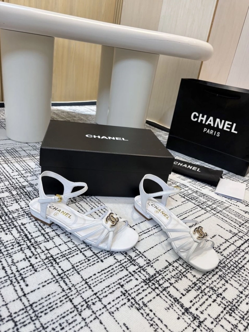 Vibrant Chxnxl Sandals 118262