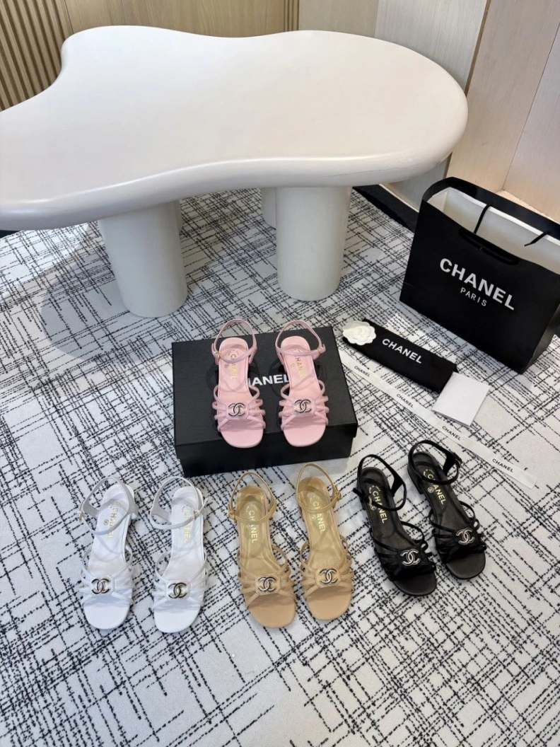 Vibrant Chxnxl Sandals 118262