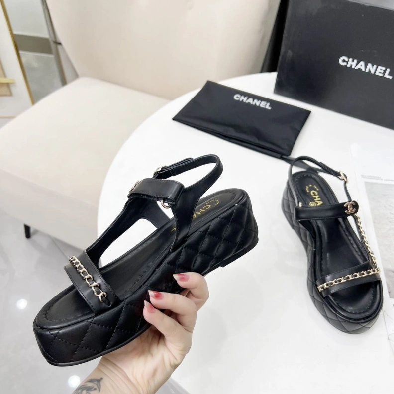 Chxnxl Sandals Bold 118285