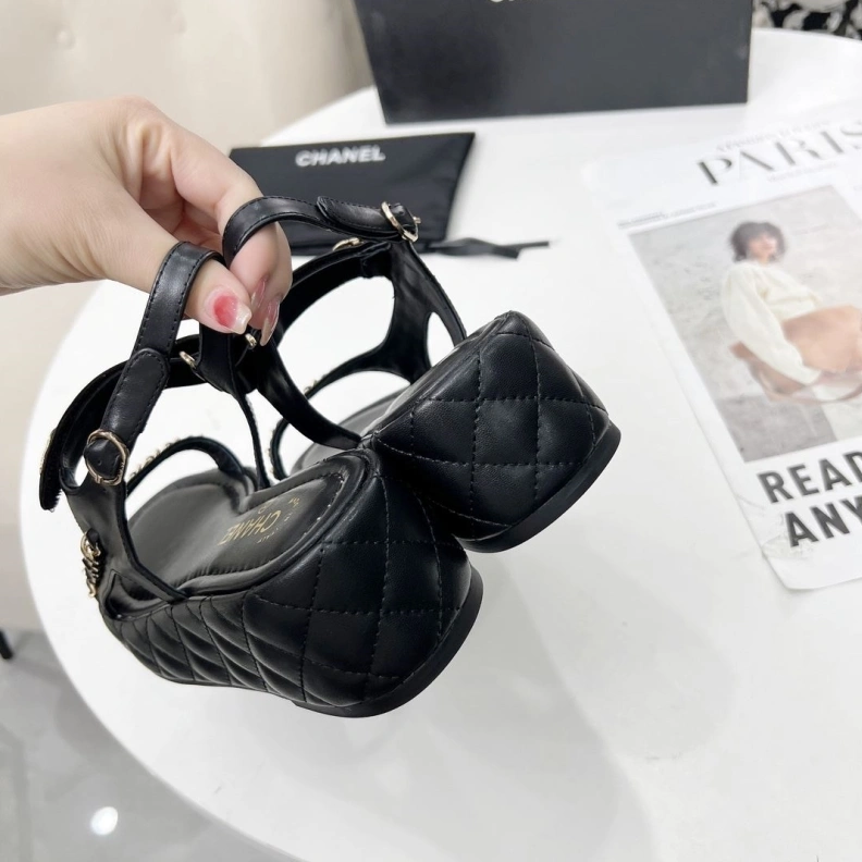 Chxnxl Sandals Bold 118285