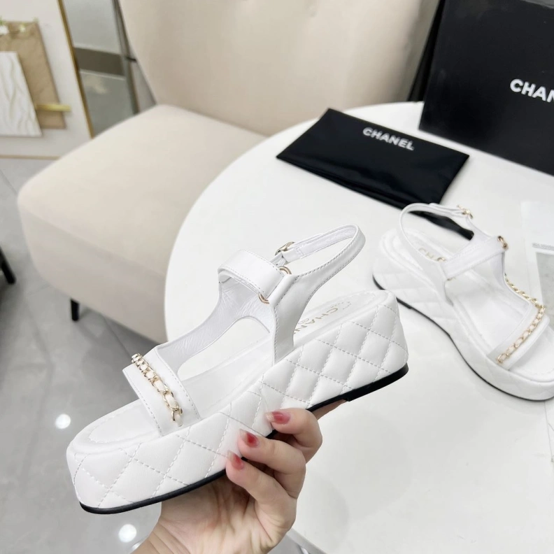 DailyWear Chxnxl Sandals 118261