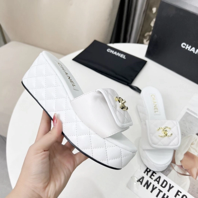 Chxnxl Slippers WellDesigned 118176