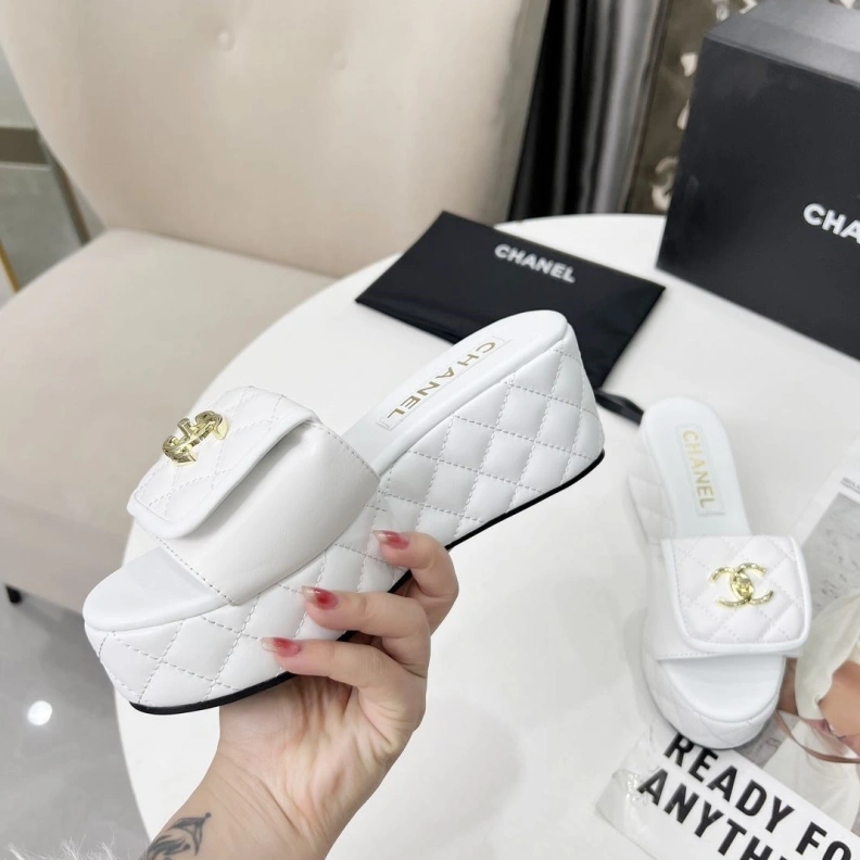Chxnxl Slippers WellDesigned 118176