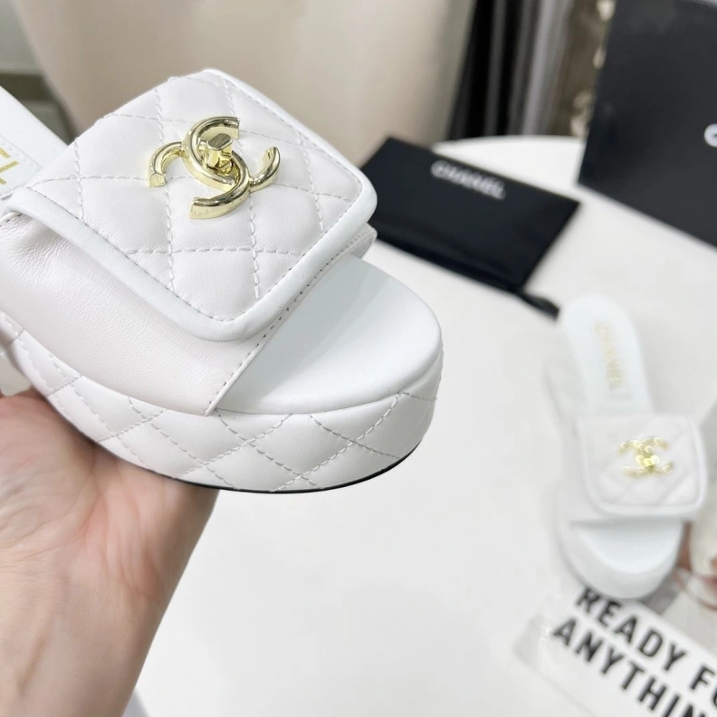 Chxnxl Slippers WellDesigned 118176