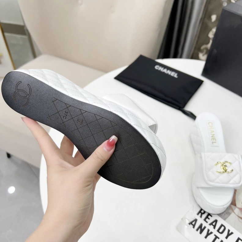 Chxnxl Slippers WellDesigned 118176