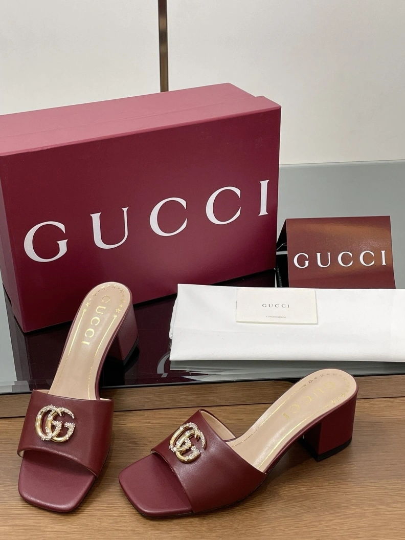 Trendsetting Gxccx Sandals 155662