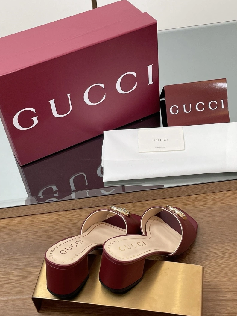 Trendsetting Gxccx Sandals 155662