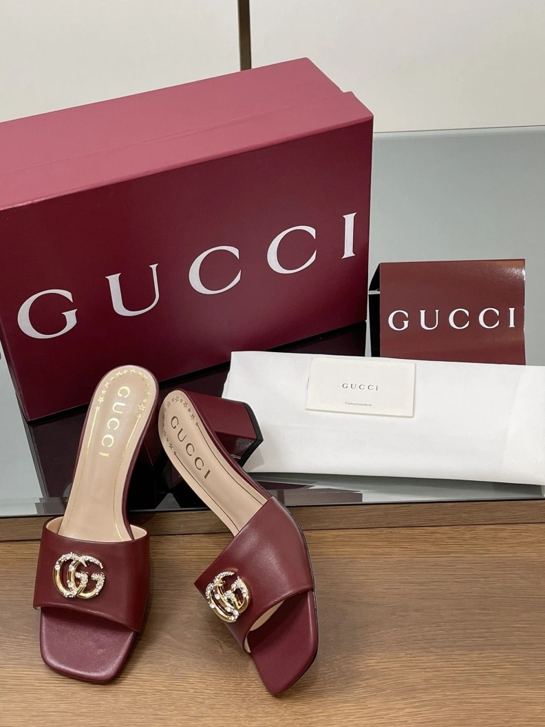 Trendsetting Gxccx Sandals 155662