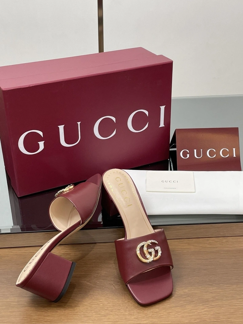 Trendsetting Gxccx Sandals 155662