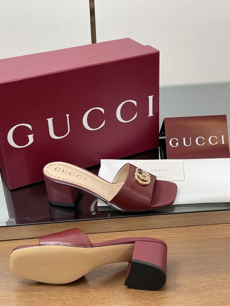 Trendsetting Gxccx Sandals 155662
