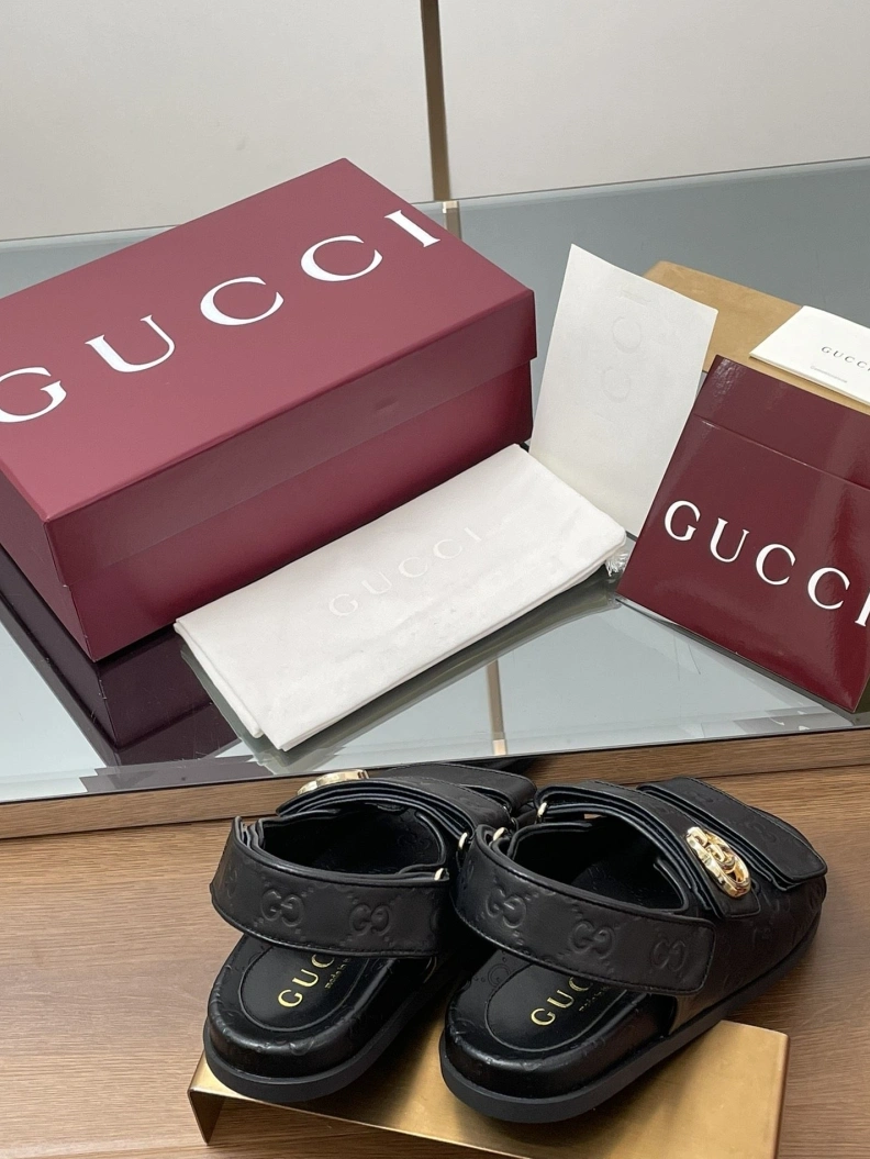 Gxccx Sandals Practical 155657