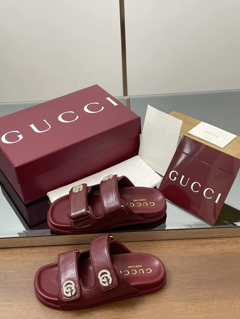 Trendy Gxccx Sandals 155648
