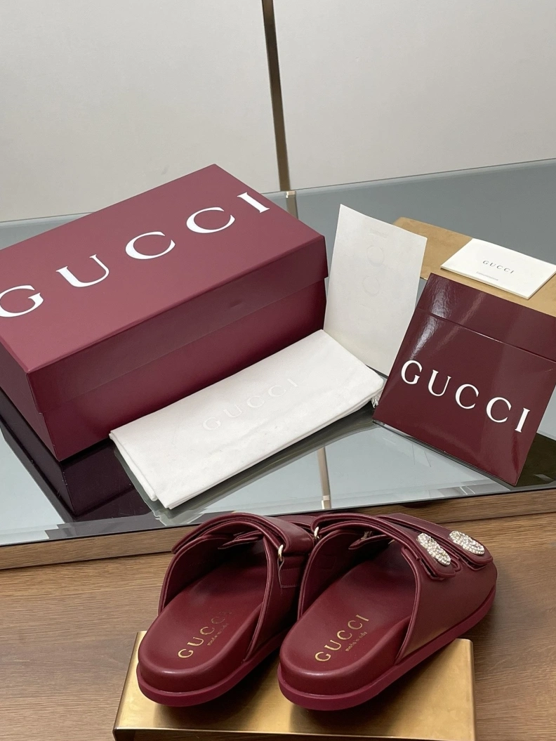 Trendy Gxccx Sandals 155648