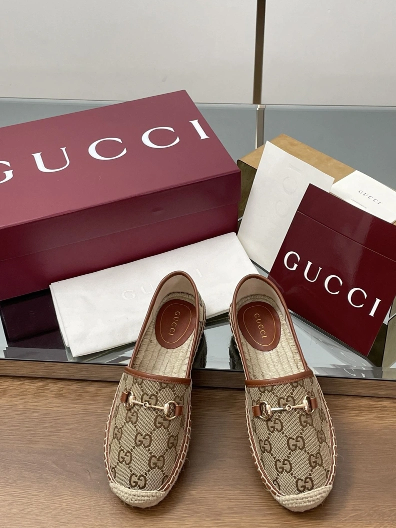 Reliable Gxccx Leather Shoes 155708