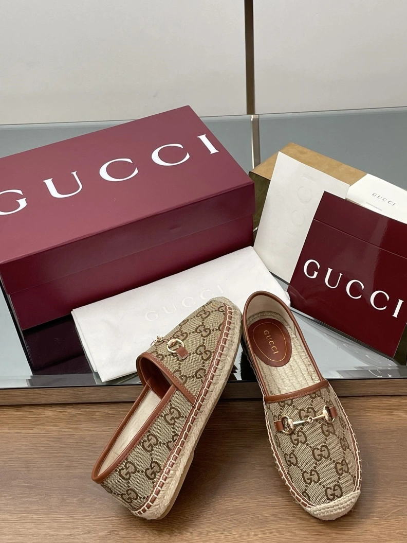 Reliable Gxccx Leather Shoes 155708