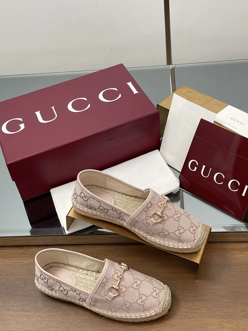 Versatile Gxccx Leather Shoes 155704
