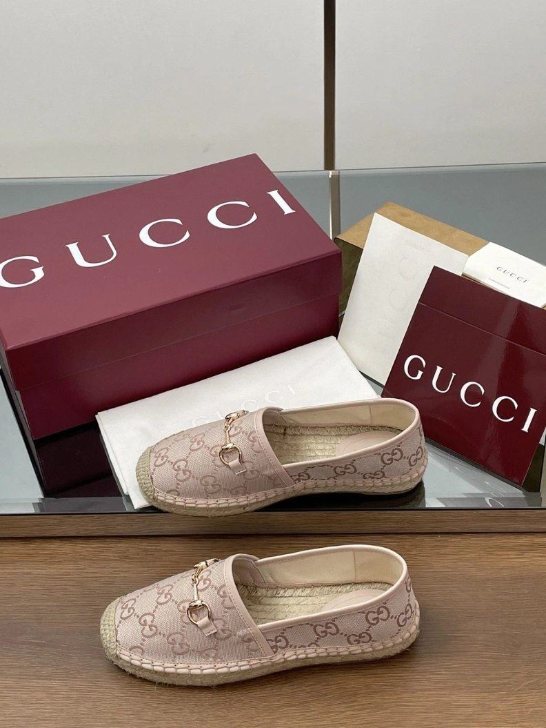 Versatile Gxccx Leather Shoes 155704