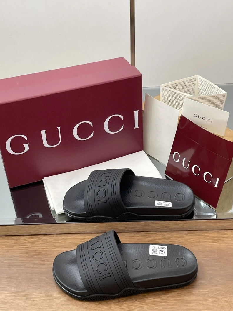 Affordable Gxccx Slippers 155573