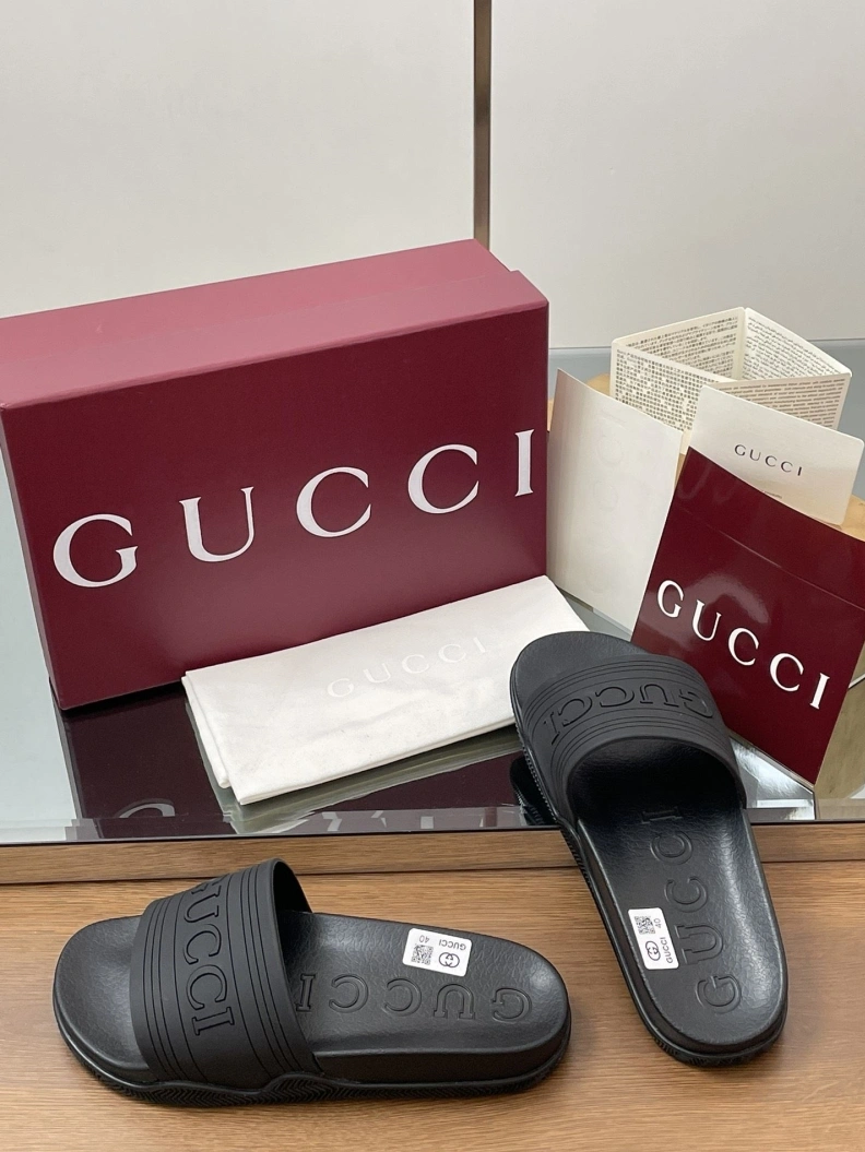 Affordable Gxccx Slippers 155573