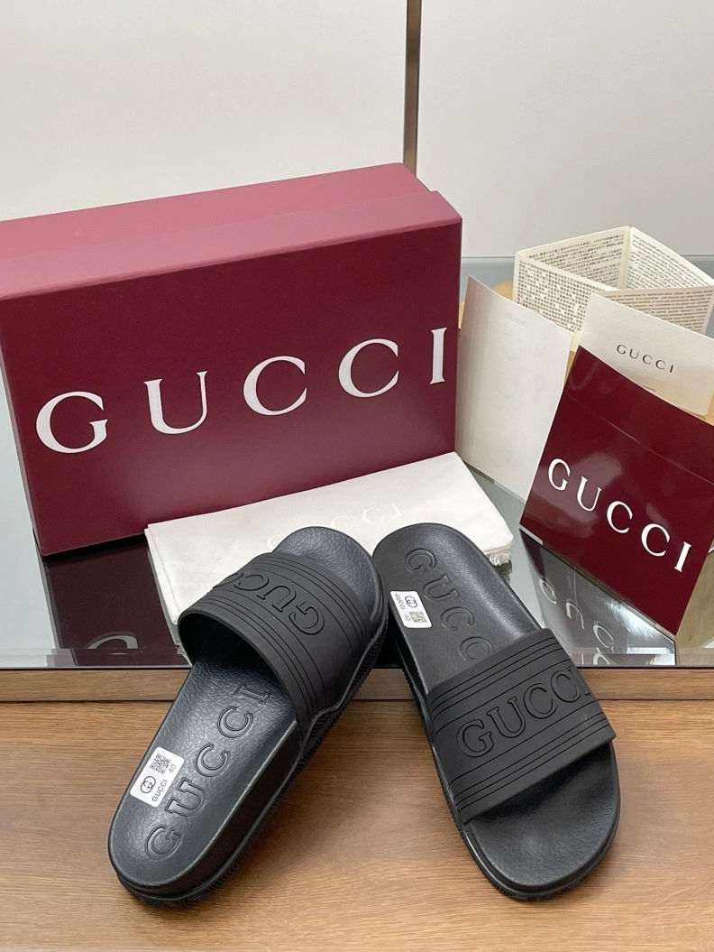 Affordable Gxccx Slippers 155573