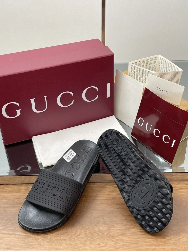 Affordable Gxccx Slippers 155573