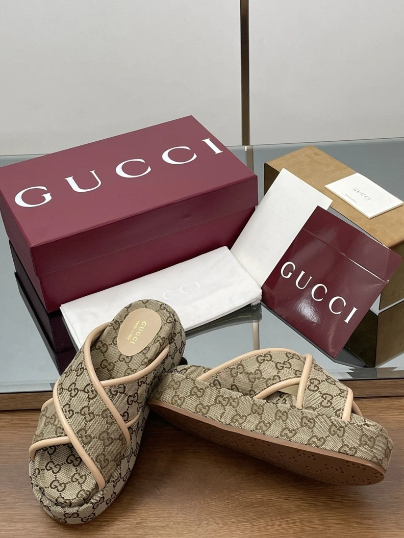 Gxccx Slippers Bold 155570