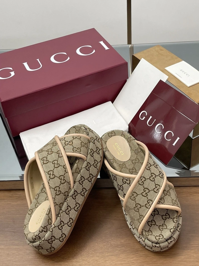 Gxccx Slippers Bold 155570