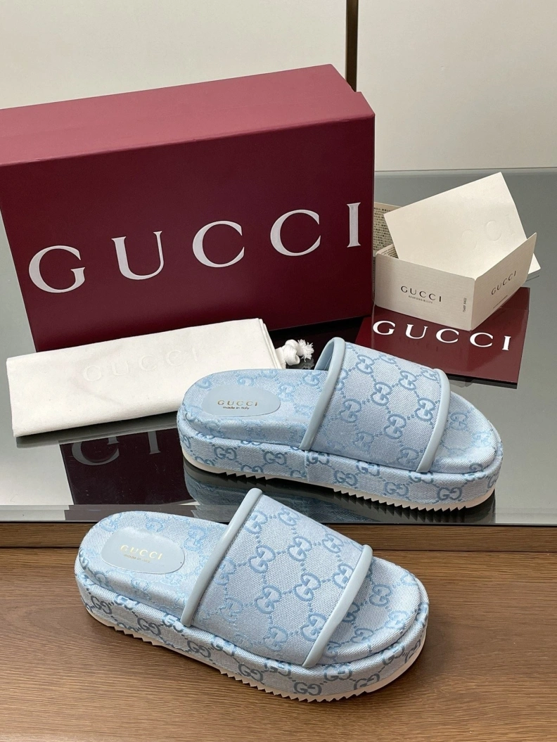 Sleek Gxccx Slippers 155556