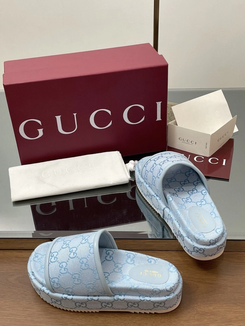 Sleek Gxccx Slippers 155556
