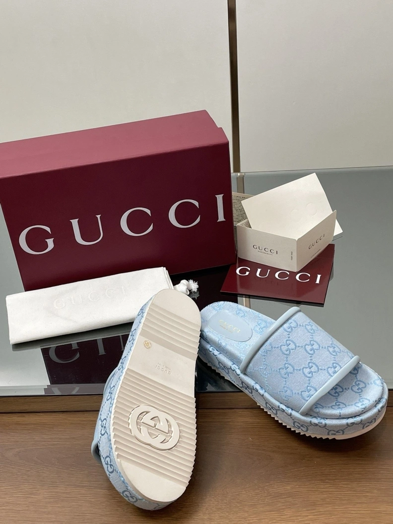 Sleek Gxccx Slippers 155556