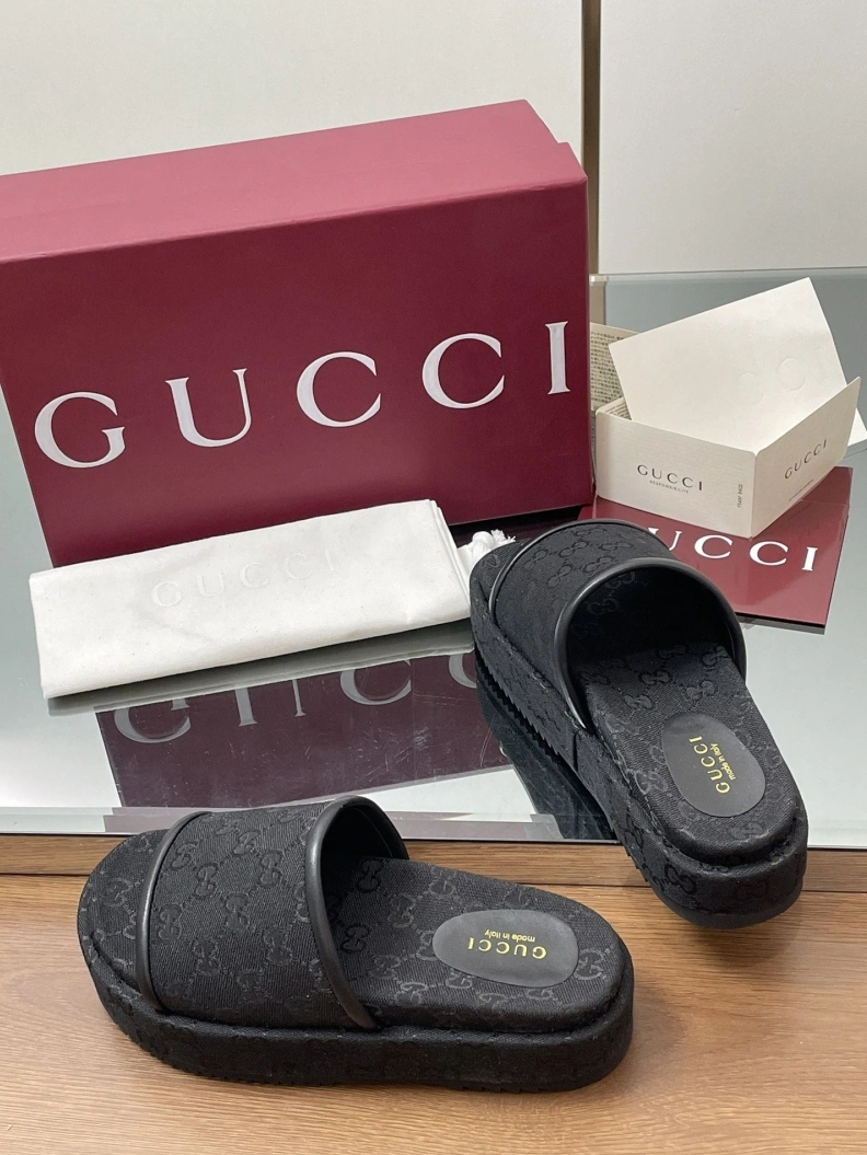 Reliable Gxccx Slippers 155568