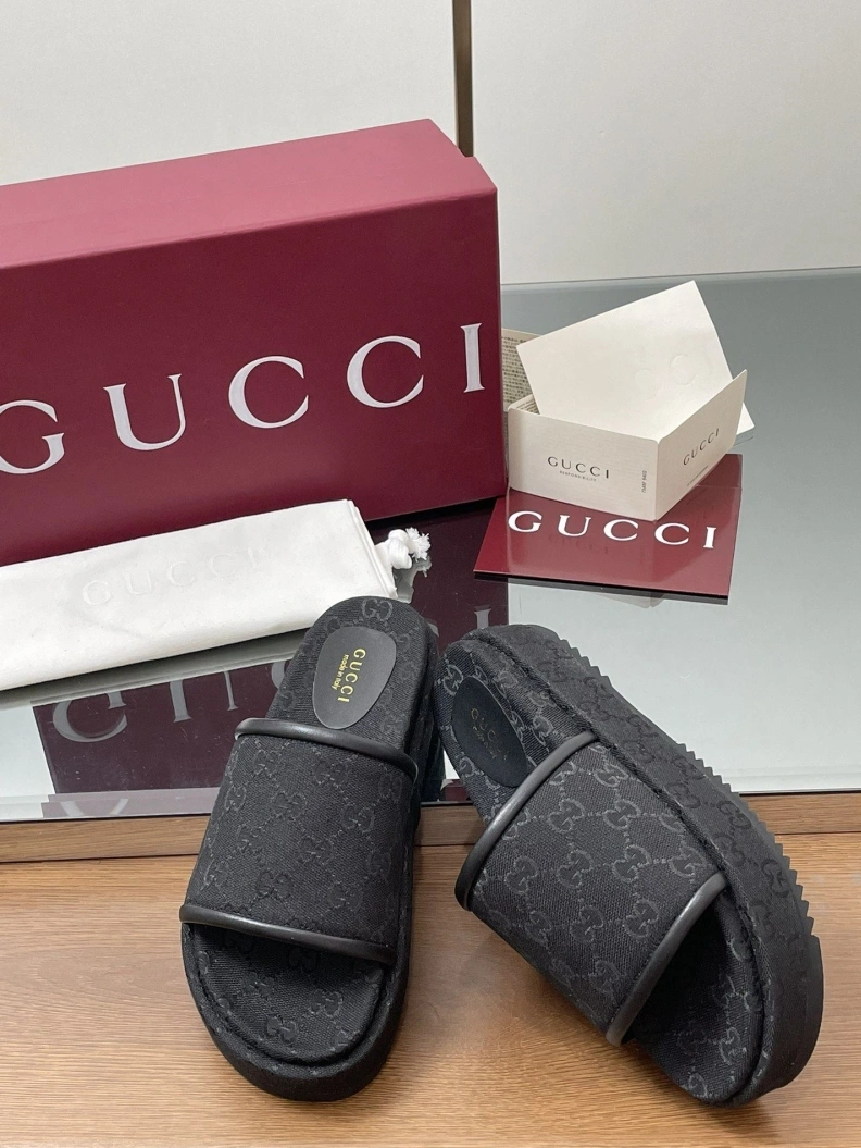 Reliable Gxccx Slippers 155568