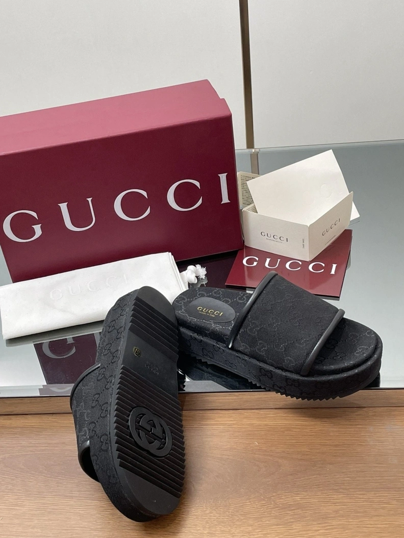Reliable Gxccx Slippers 155568