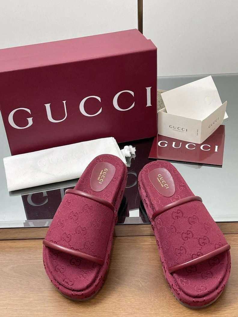 Gxccx Slippers Practical 155563
